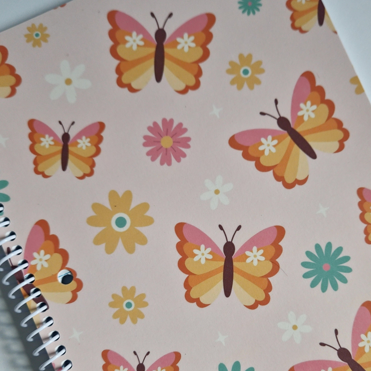Flutter Forward Complete Stationery Set
